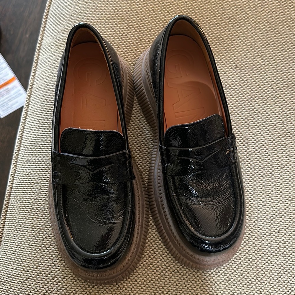 Ganni black patent Creepers Wallaby loafers Size 7.5/8 US even though EU 37.
